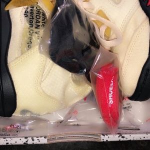 Off-white Jordan 5s